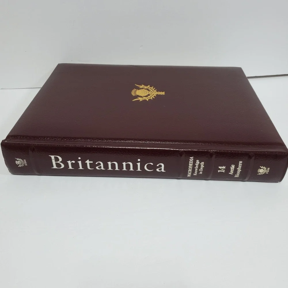 Britannica Encyclopedia Volume 14  Macropaedia Knowledge In Depth Hardcover‎